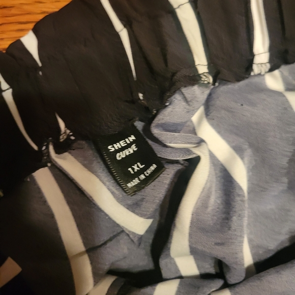 shorts - Picture 2 of 2